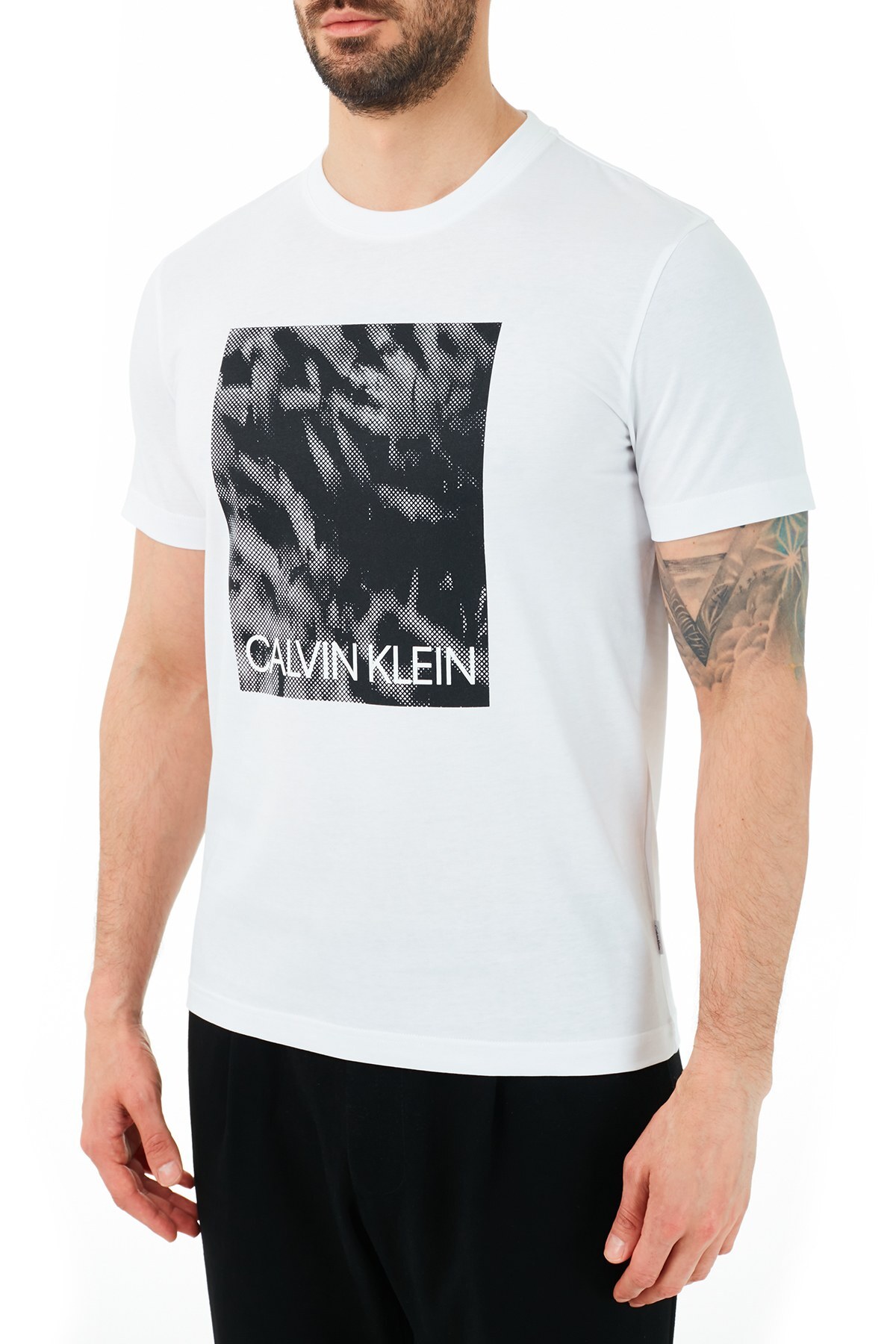 Calvin Klein Erkek T Shirt K10K106714 0XY BEYAZ