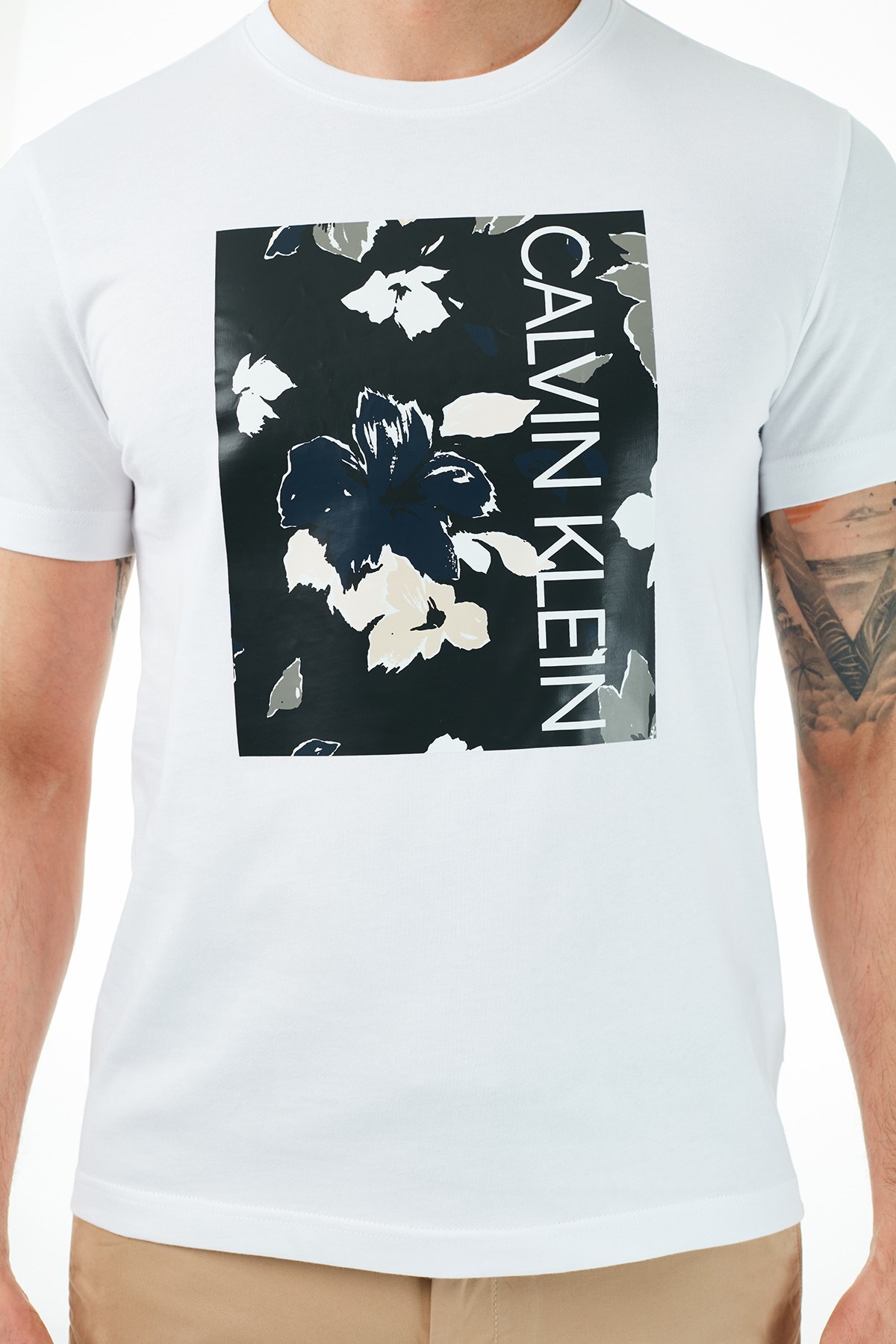 Calvin Klein Erkek T Shirt K10K106825 YAF BEYAZ
