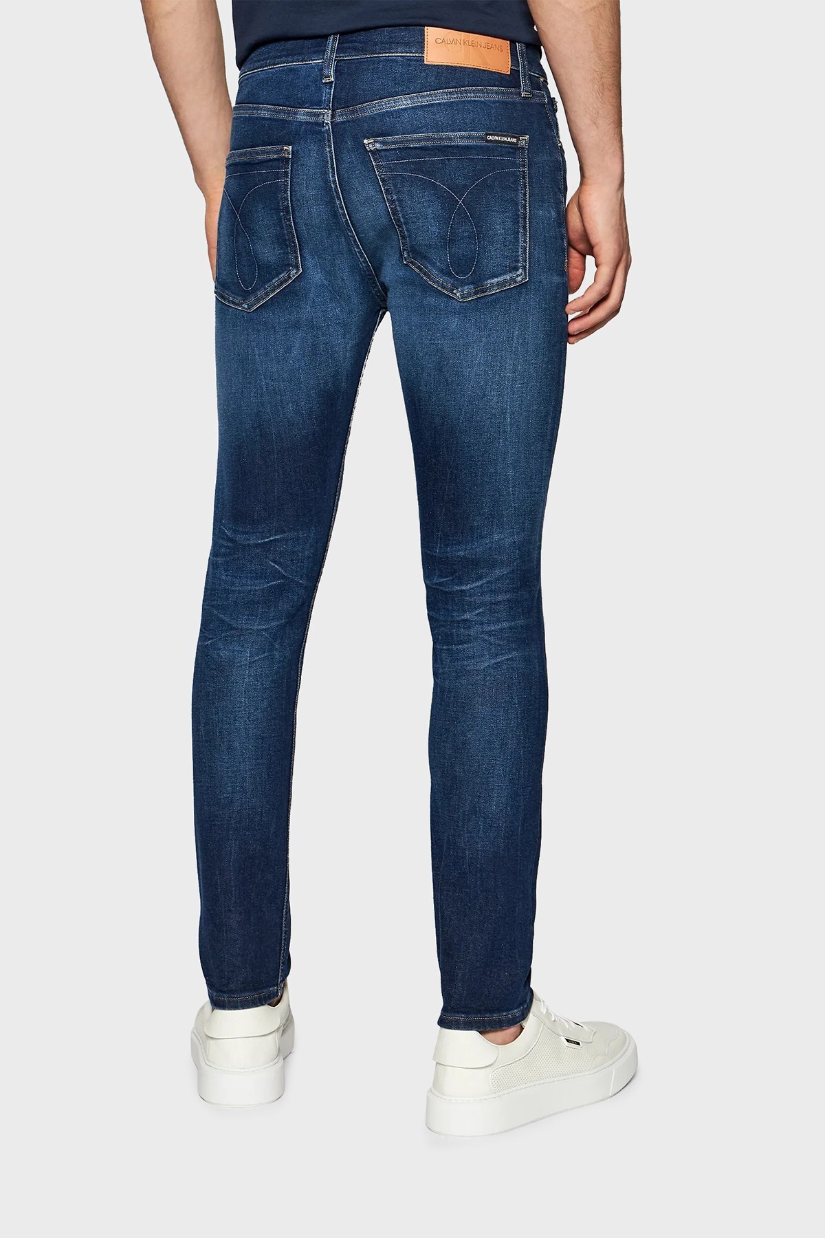 Calvin Klein Skinny Fit Düşük Bel Dar Paça Pamuklu Jeans Erkek Kot Pantolon J30J317658 1BJ LACİVERT