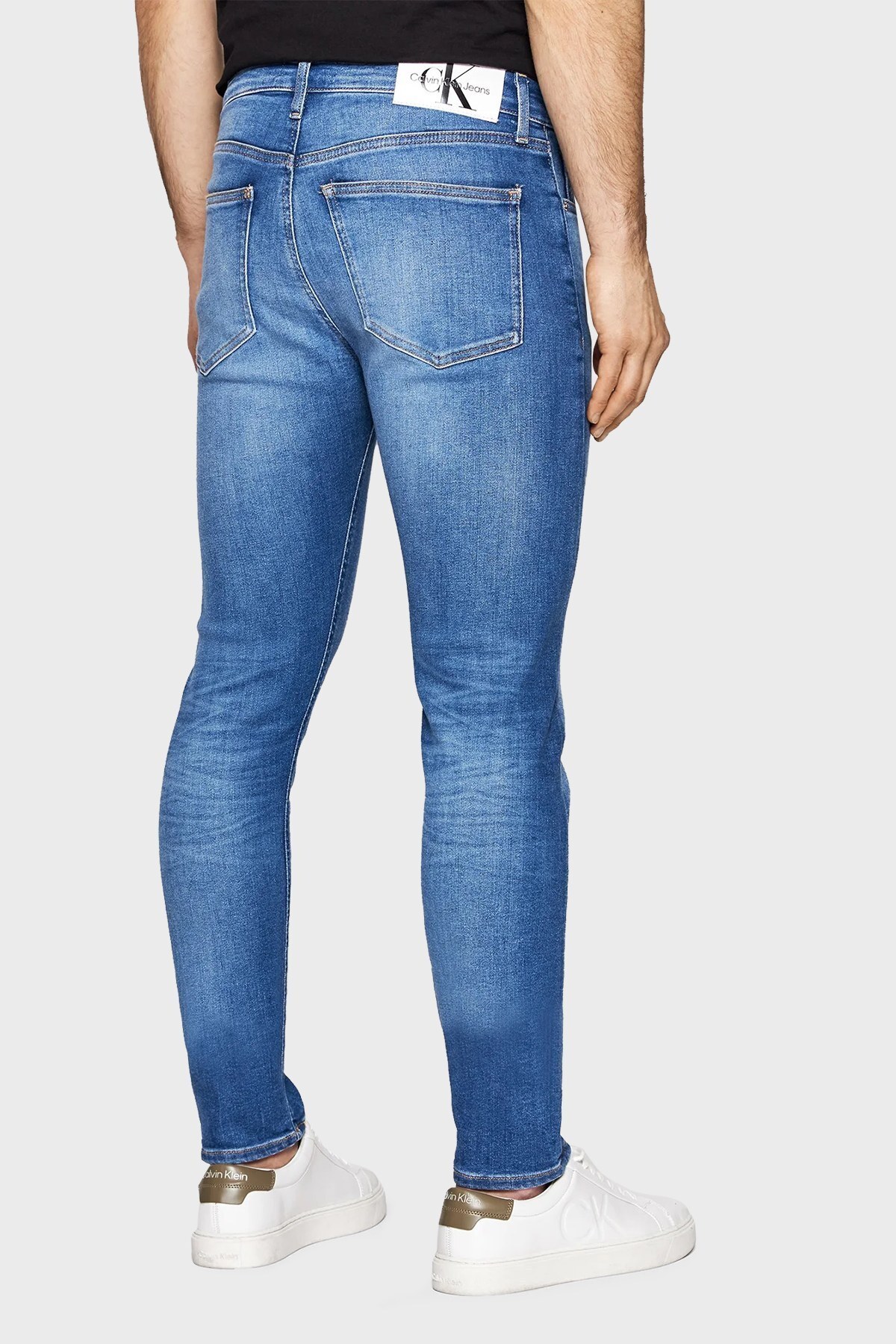 Calvin Klein Skinny Fit Düşük Bel Dar Paça Pamuklu Jeans Erkek Kot Pantolon J30J320463 1A4 LACİVERT