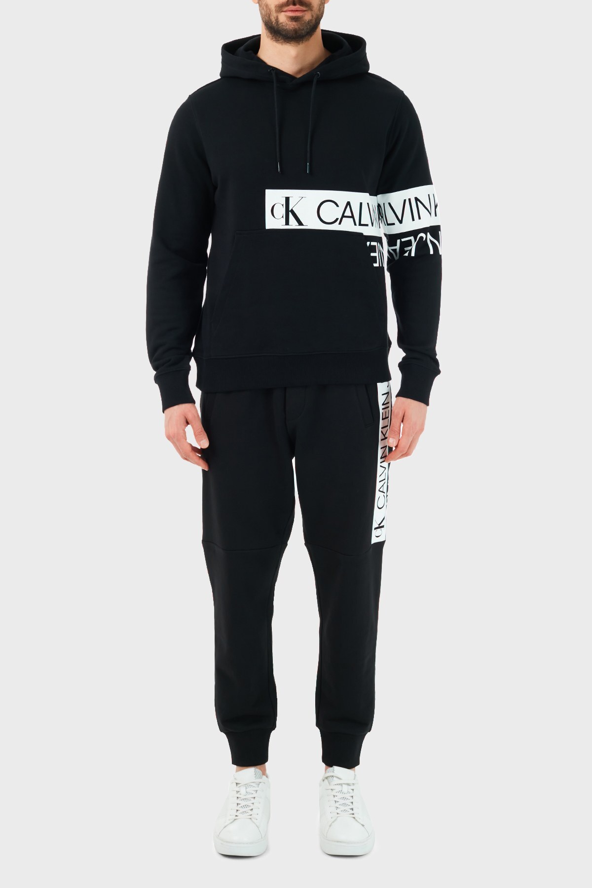 Calvin Klein Slim Fit % 100 Organik Pamuk Erkek Pantolon J30J317720 BEH SİYAH