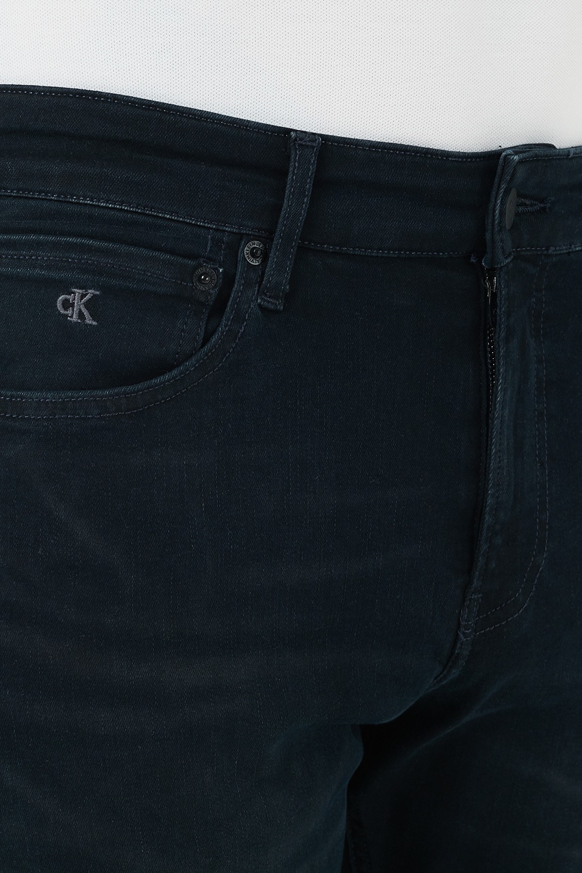 Calvin Klein Slim Fit Pamuklu Jeans Erkek Kot Pantolon J30J318242 1BJ LACİVERT