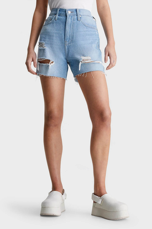 Calvin Klein - Calvin Klein Yırtık Detaylı Yüksek Bel Mom Denim J20J2228031AA Bayan Short J20J222803 1AA AÇIK MAVİ (1)