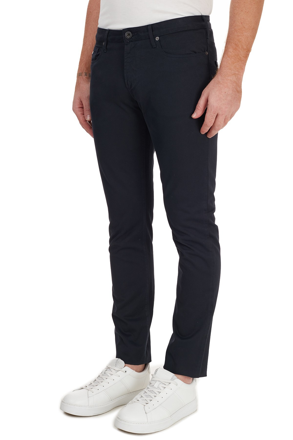 Emporio Armani % 100 Pamuklu Slim Fit J06 Jeans Erkek Kot Pantolon 6H1J06 1NF9Z 0920 LACİVERT