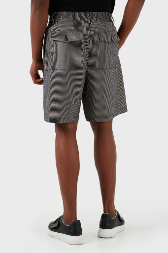 Emporio Armani Çizgili Gofre Relaxed Fit Erkek Short 3D1PE2 1NPIZ F014 SİYAH-BEYAZ - 12