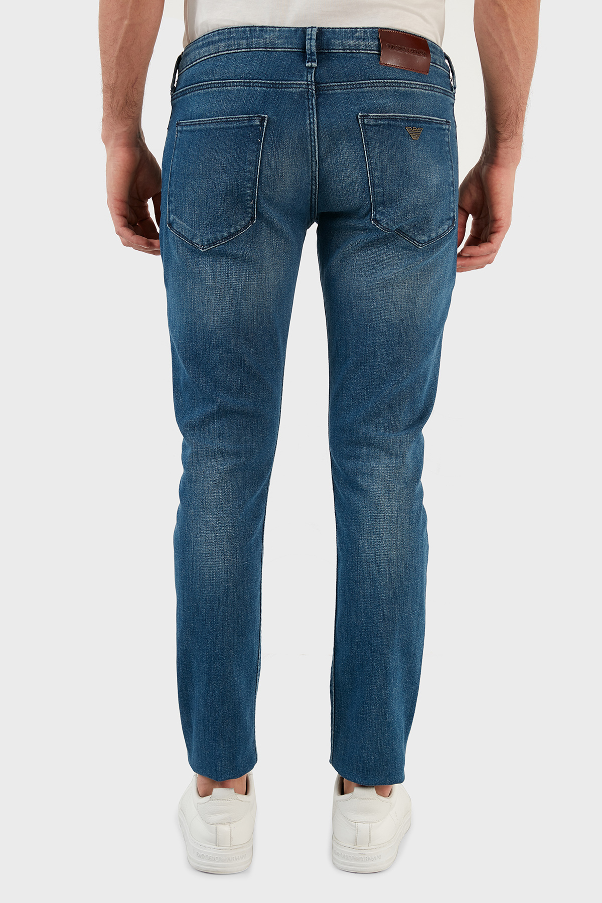 Emporio Armani Pamuklu Cepli Slim Fit Jeans Erkek Kot Pantolon 3L1J06 1DX2Z 0942 MAVİ