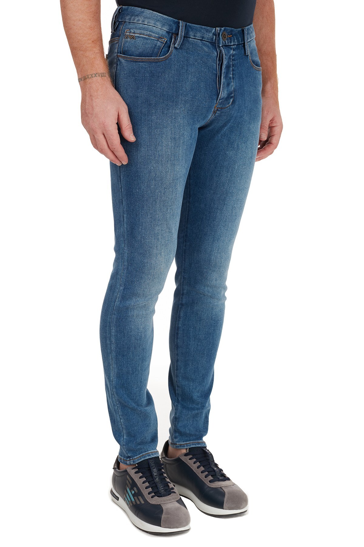 Emporio Armani J11 Jeans Erkek Kot Pantolon 6H1J11 1DPFZ 0942 LACİVERT