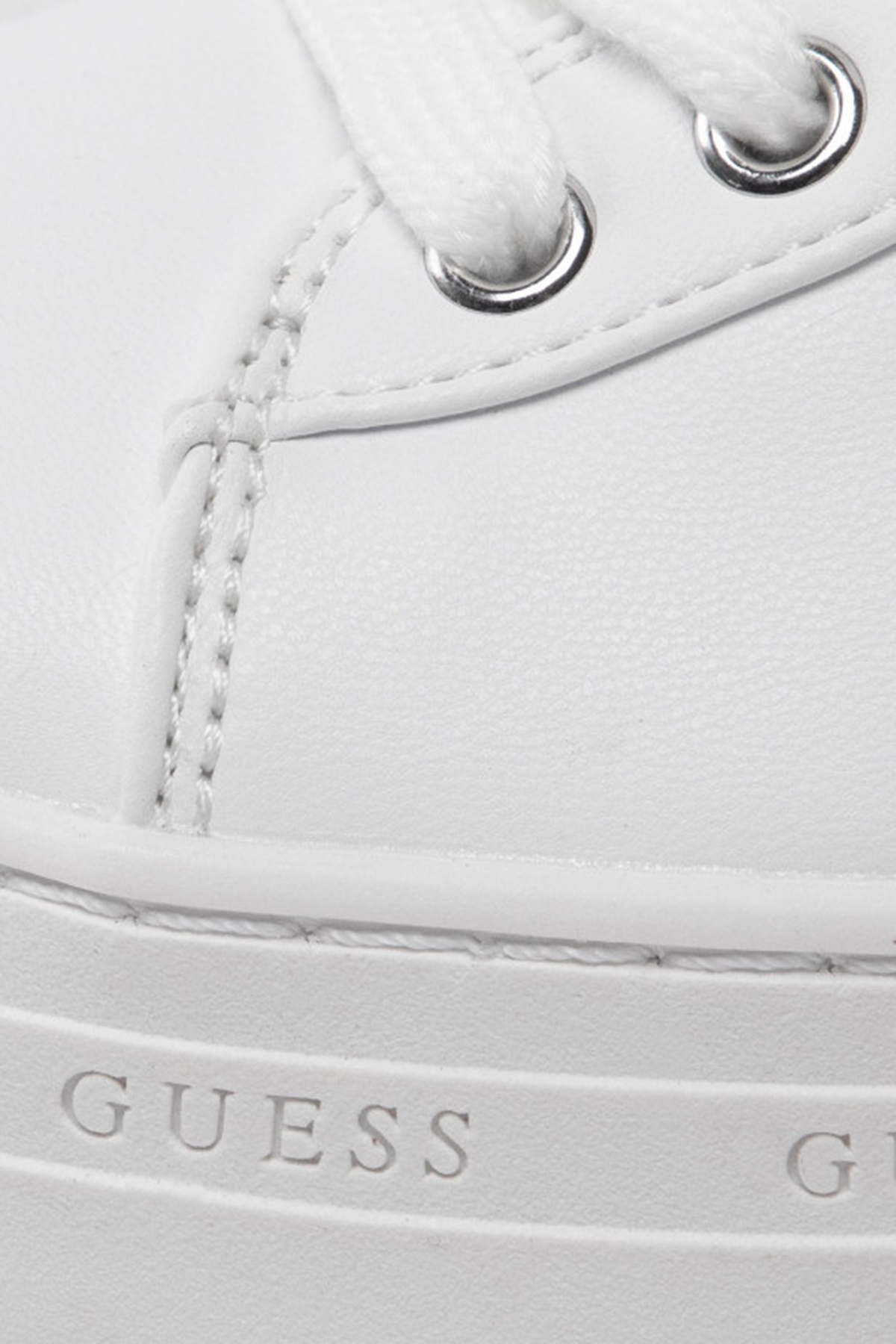 Guess Logolu İçi Kürklü Rivet5 Bayan Ayakkabı FL8RV5 ELE12 WHITE BEYAZ