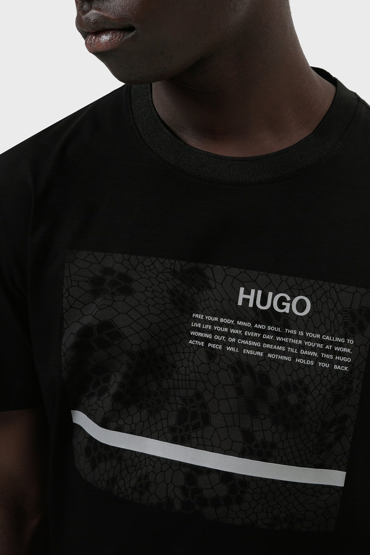 Hugo Boss Regular Fit Baskılı Bisiklet Yaka Pamuklu Erkek T Shirt 50457132 001 SİYAH
