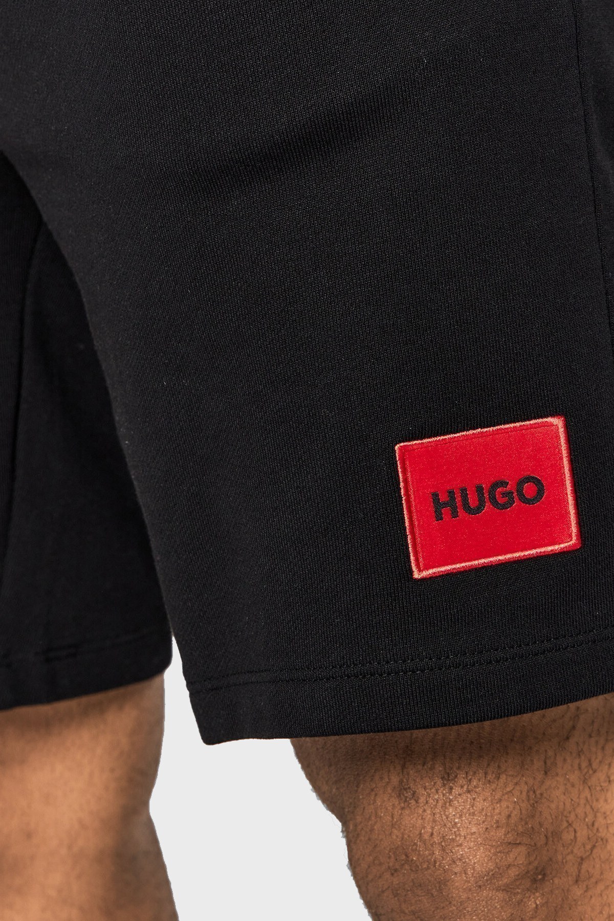 Hugo Logolu Regular Fit Belden Bağlamalı % 100 Pamuk Erkek Short 50466196 001 SİYAH