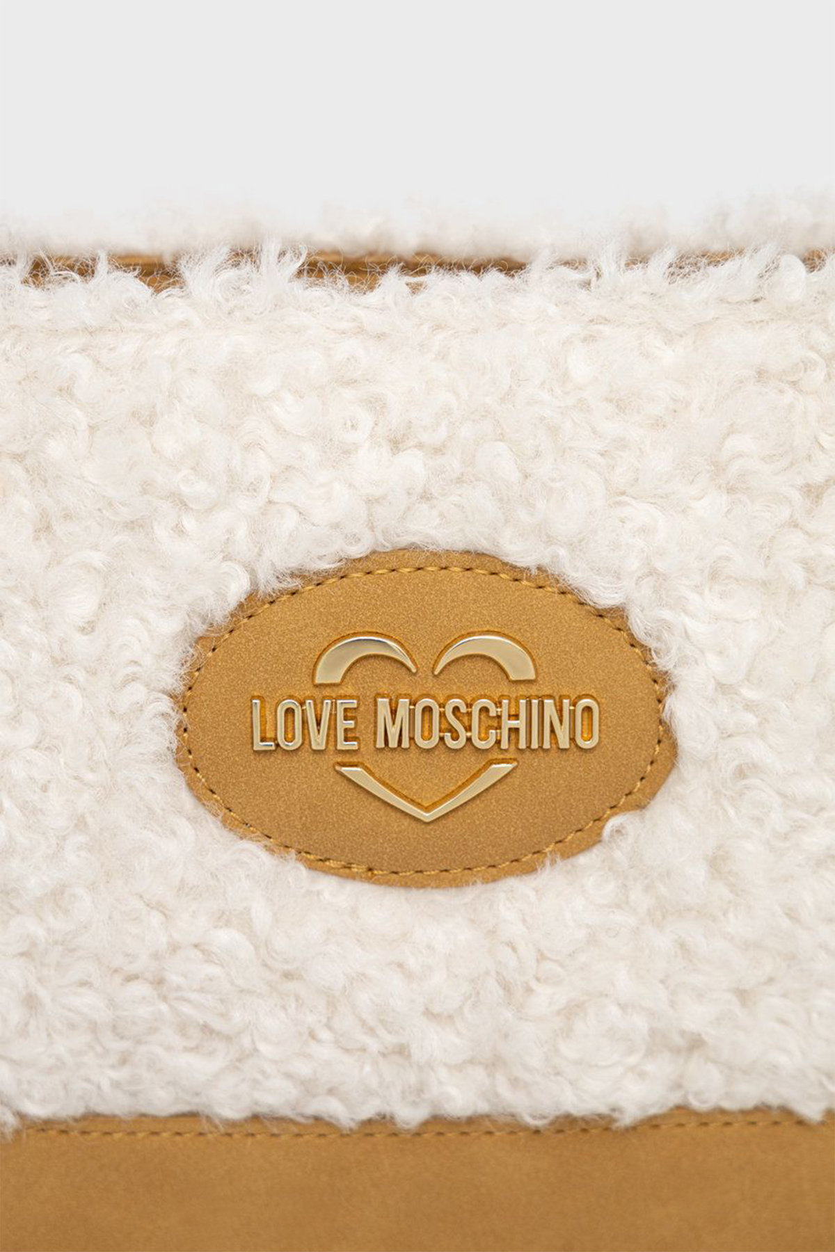 Love Moschino Logolu Suni Kürklü Çıkarılabilir Uzatma Askılı Bayan Çanta JC4388PP0FKN110A BEJ