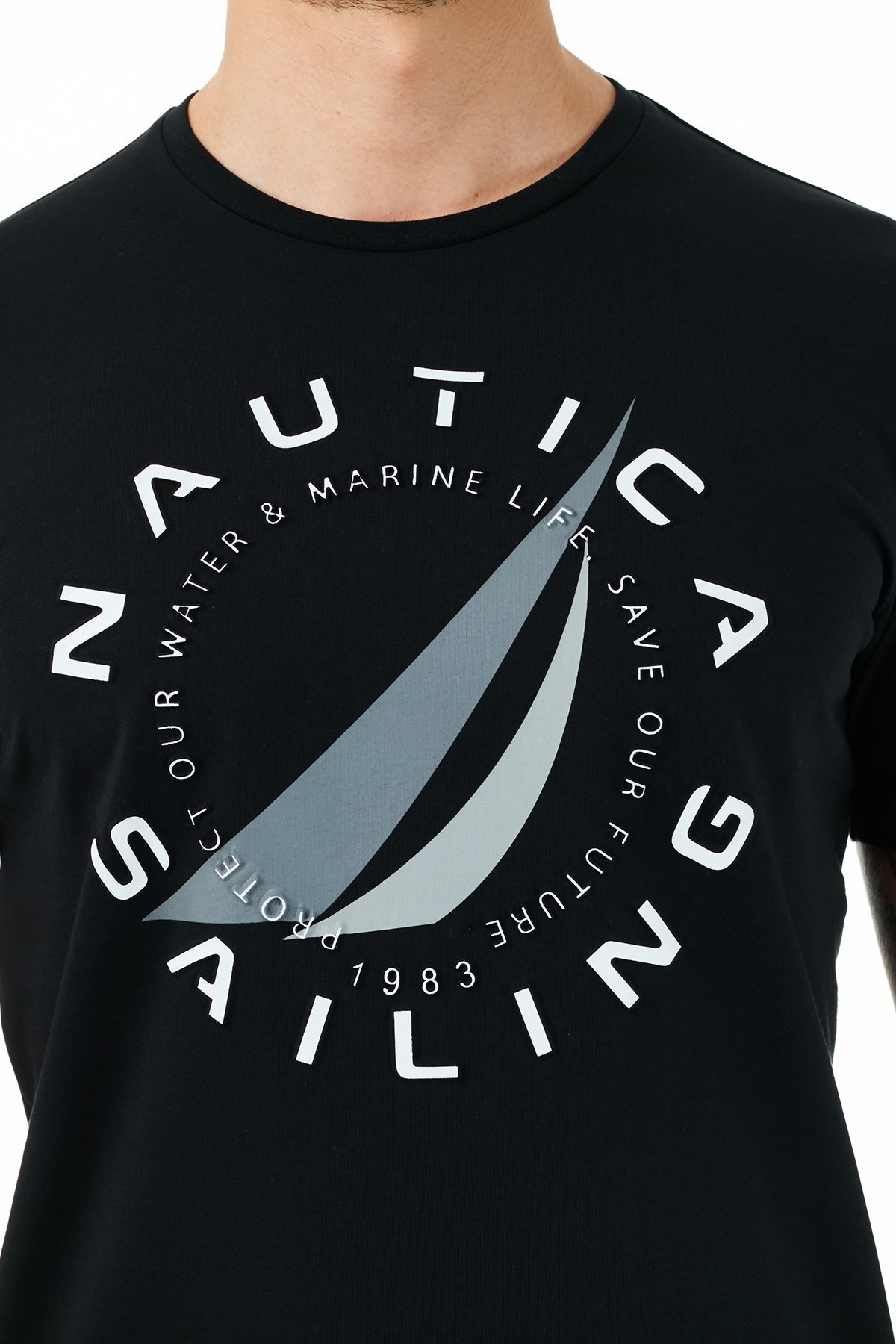 Nautica % 100 Pamuklu Bisiklet Yaka Erkek T Shirt V15404T 0TB SİYAH
