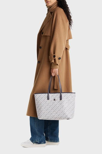 Tommy Hilfiger Logolu Tote Bayan Çanta AW0AW17379 DW6 LACİVERT