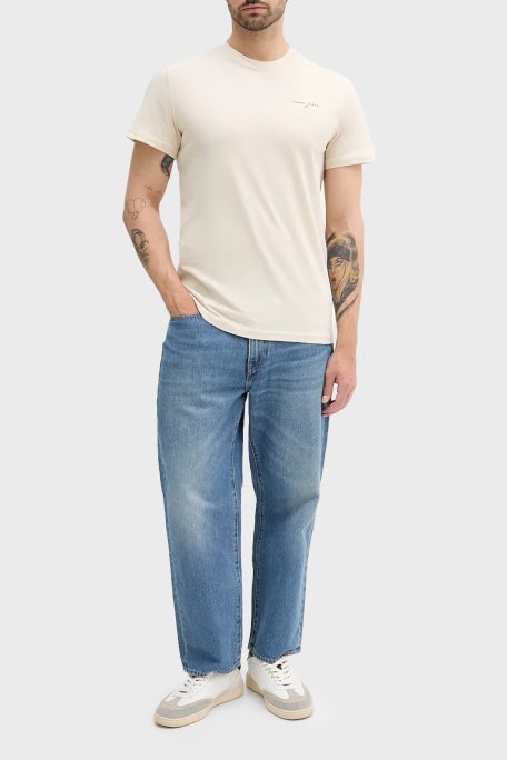 Tommy Jeans % 100 Pamuk Slim Fit Bisiklet Yaka Logolu Erkek T Shirt DM0DM21780 ACH KREM - 2