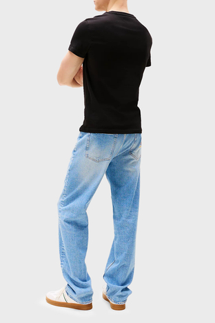 Tommy Jeans - Tommy Jeans % 100 Pamuk Slim Fit Bisiklet Yaka Logolu Erkek T Shirt DM0DM21863 BDS SİYAH (1)