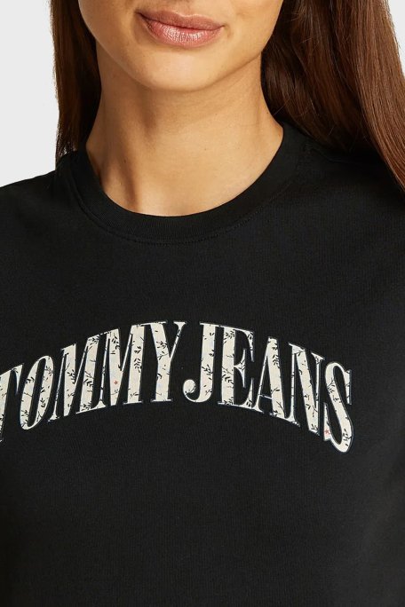 Tommy Jeans Logo Baskılı Pamuklu Regular Fit Bisiklet Yaka Bayan T Shirt DW0DW20161 BDS SİYAH - 4