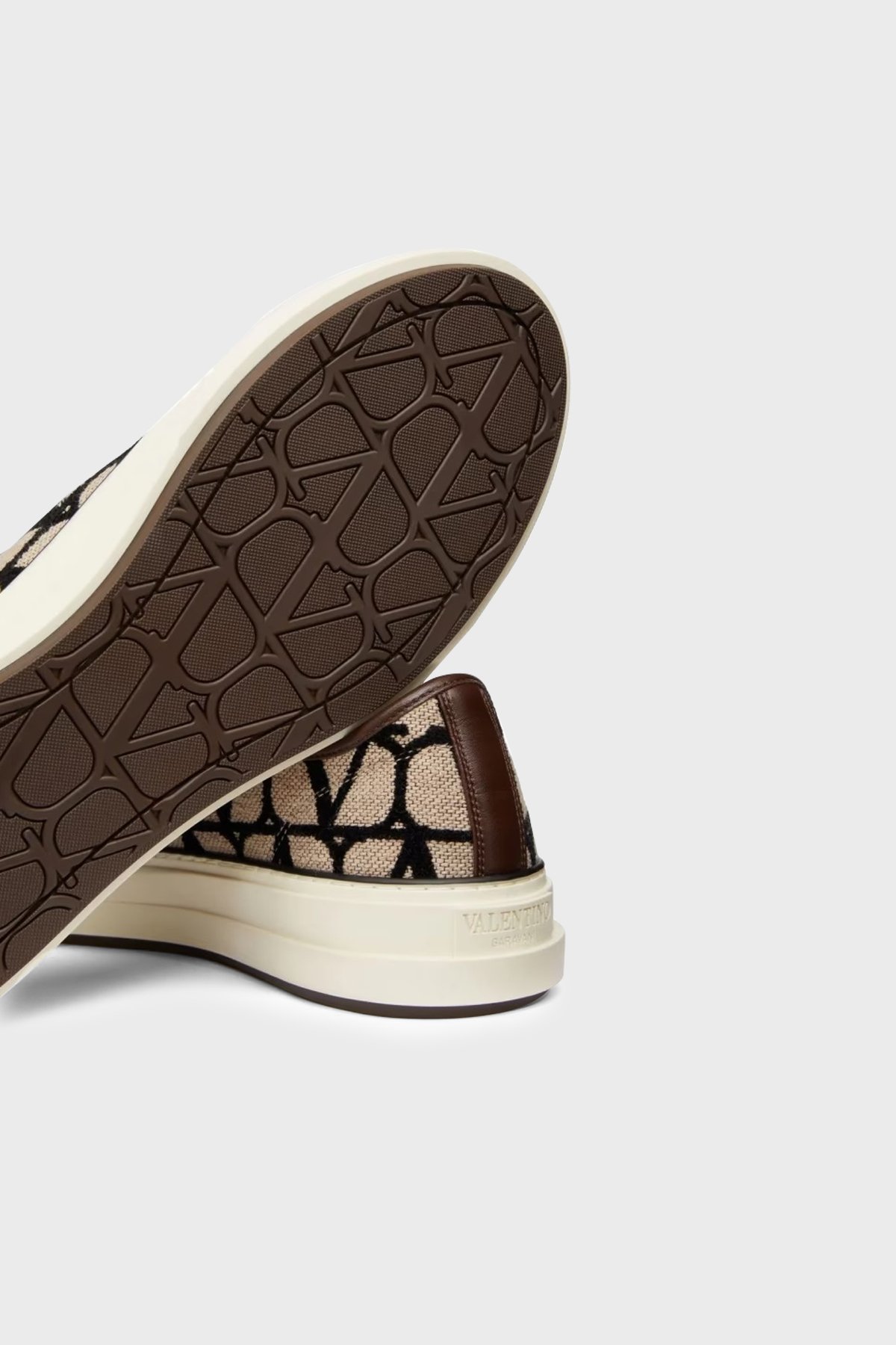 VALENTINO｜SNEAKERS (5Y0S0H02 RWC 6ZN / 5Y2S0H02 RWC 6ZN Valentino Garavani Hakiki Deri Sneaker Erkek Ayakkabı