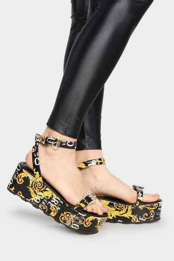Versace Jeans Couture Barok Desenli Kalın Taban Bayan Sandalet 74VA3S06 ZS366 G89 SİYAH - 2
